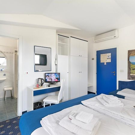 Bike & Wind Hotel Villa Maria Торболе Экстерьер фото