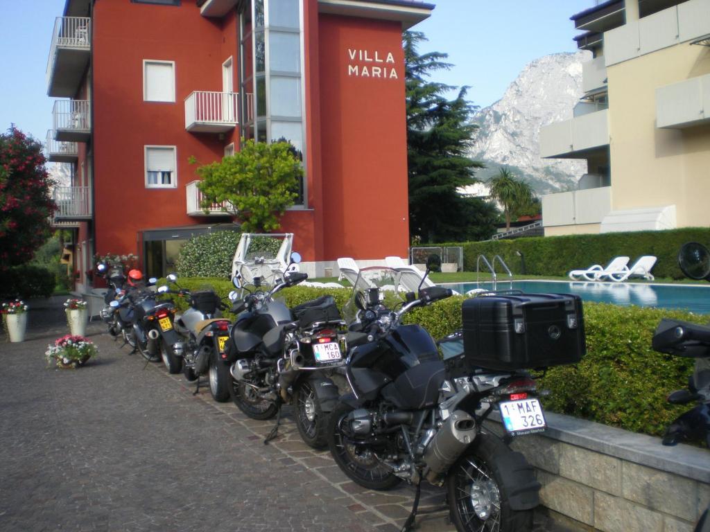 Bike & Wind Hotel Villa Maria Торболе Экстерьер фото
