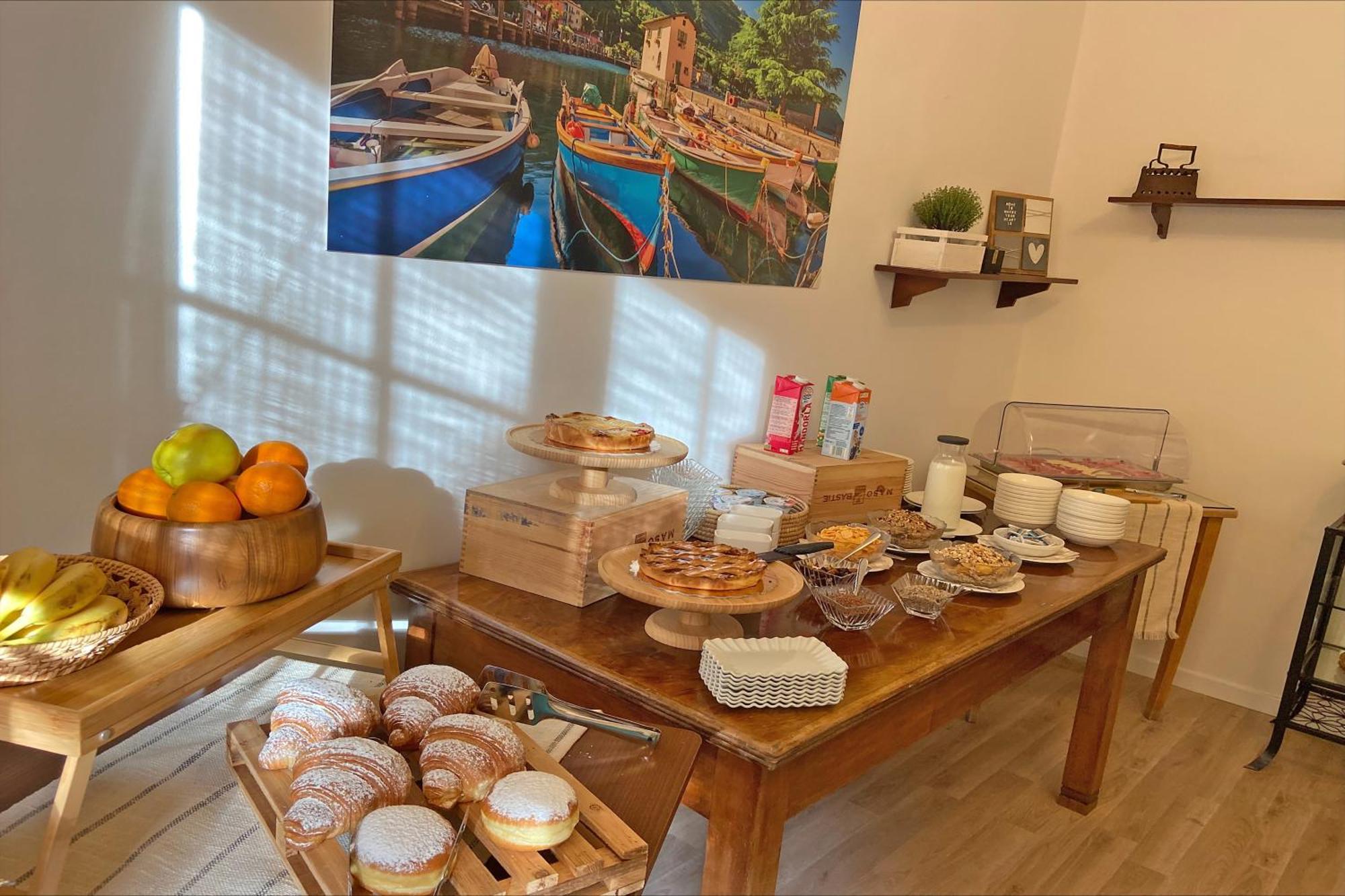 Bike & Wind Hotel Villa Maria Торболе Экстерьер фото