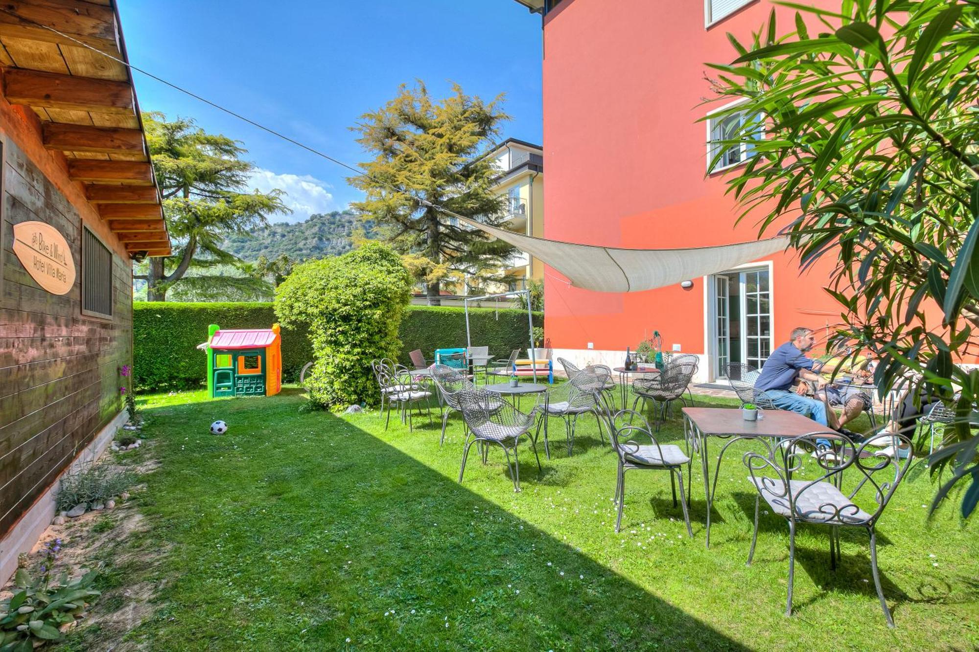 Bike & Wind Hotel Villa Maria Торболе Экстерьер фото