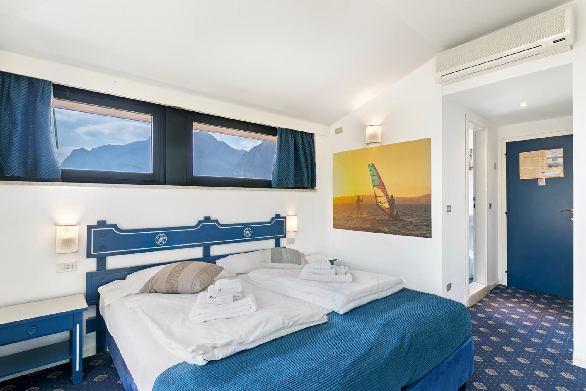 Bike & Wind Hotel Villa Maria Торболе Экстерьер фото
